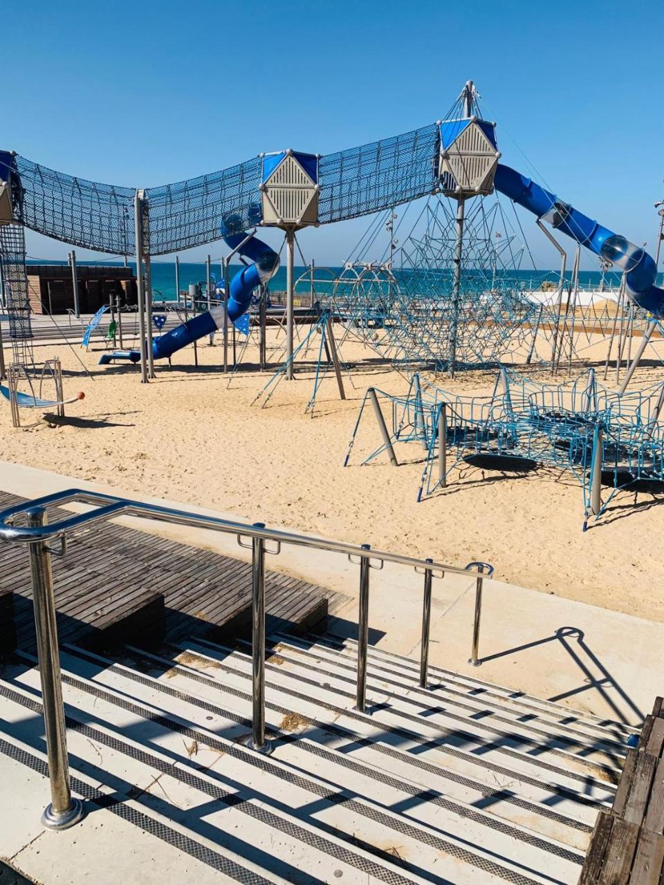 Motel Hofim Bat Yam Exterior photo